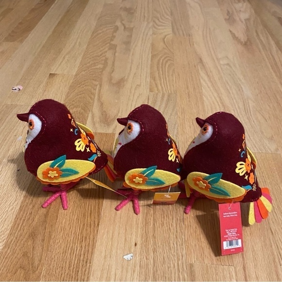 Featherly Friends Day of the Dead 2023 Bird Bundle Lot of 3 Home Decor Halloween - Picture 2 of 3